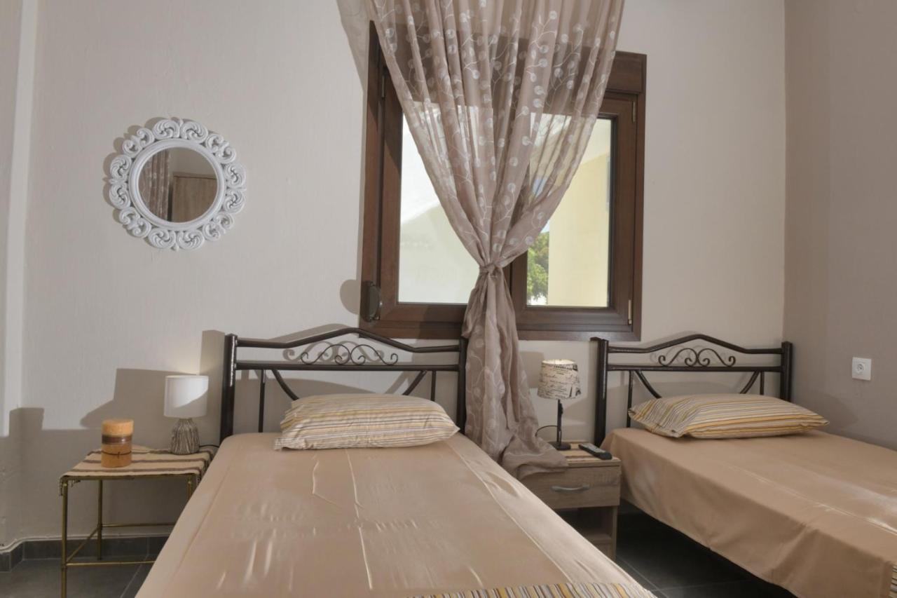 Villetta Magnolia Psakoudia Bagian luar foto